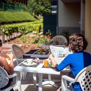 Zenitude Hôtel-résidences L'orée Du Parc *** Divonne-les-Bains
